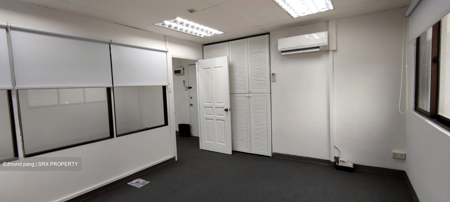 Union Building (D2), Office #602189791